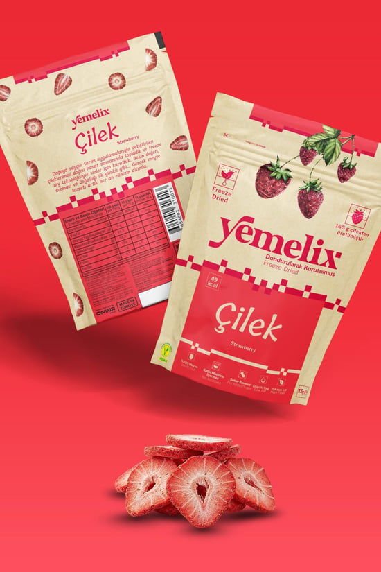 Yemelix Freeze Dried Çilek Kuru Meyve Cipsi - Dondurularak Kurutulmuş Çilek 15g